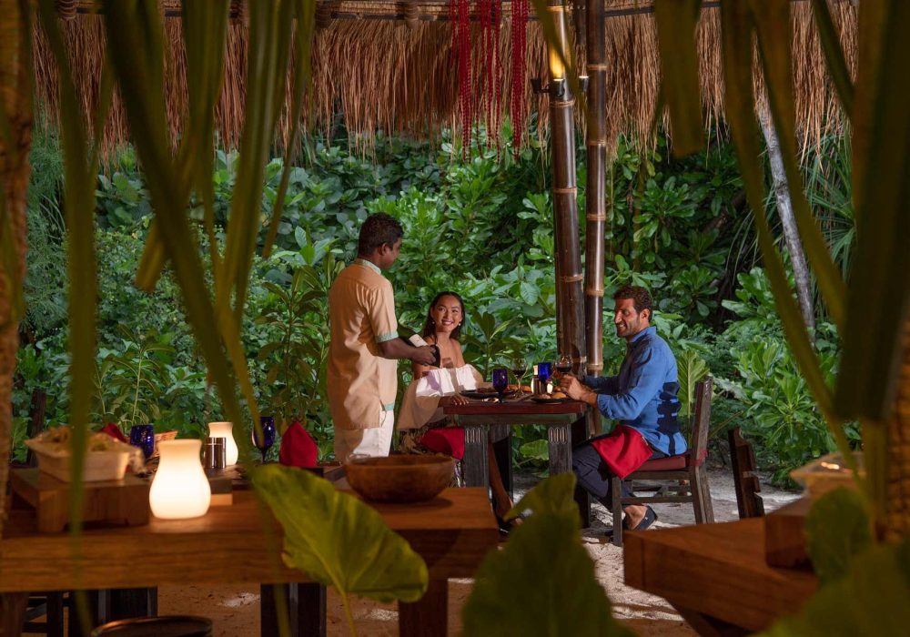 6655e74426329db3ea17698e_maldives_foodbeverage_amazon1